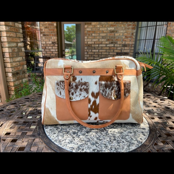 Hair on cowhide duffle weekender tote diaper bag - Picture 5 of 16